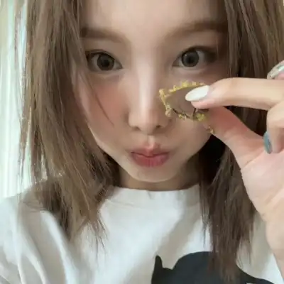 卢浅伽